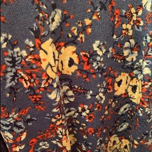 Lularoe Sarah ( thick material)